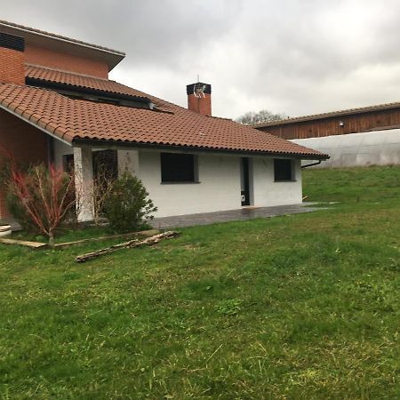 Urrumendi Mungia Bagian luar foto